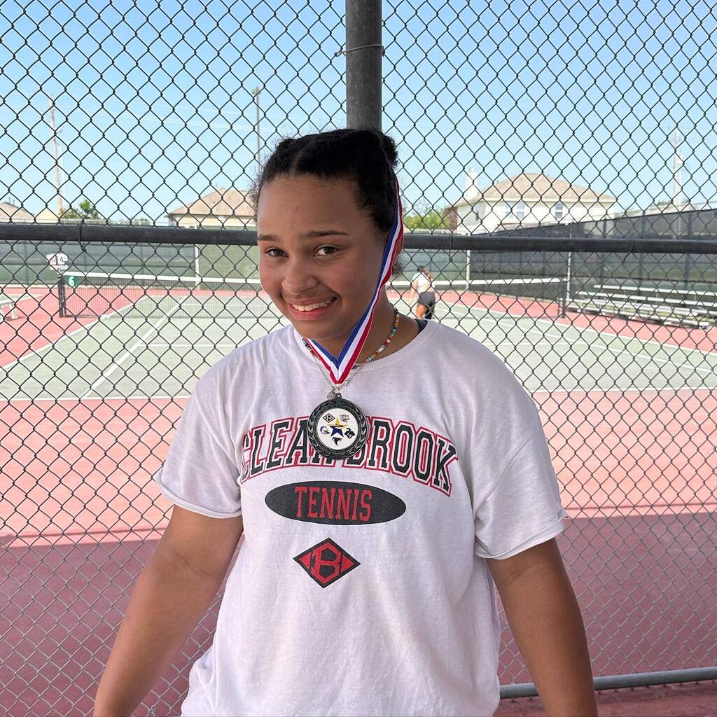 Girls singles freshmen district runner up. Great season! instagr.am/p/CrT8sRWO7-Z/