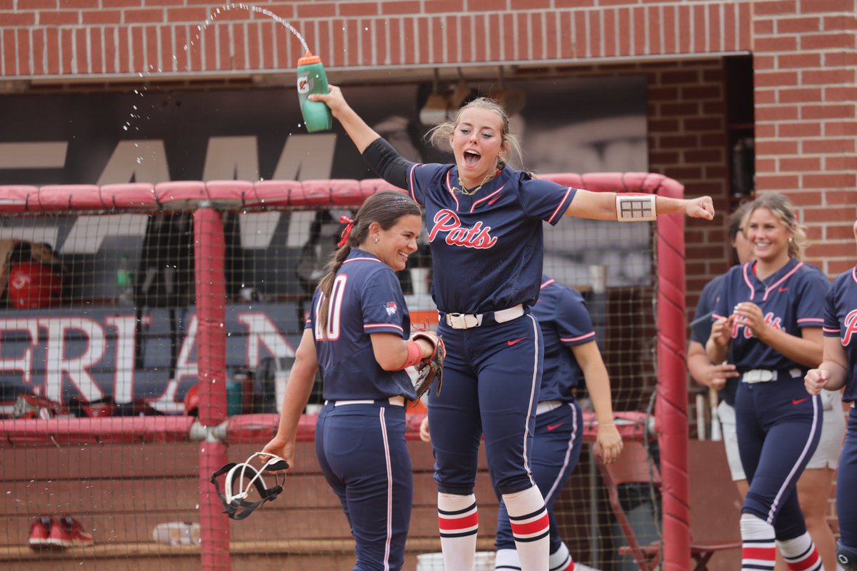 We’re celebrating like we’re 

REGULAR SEASON MSC CHAMPS‼️