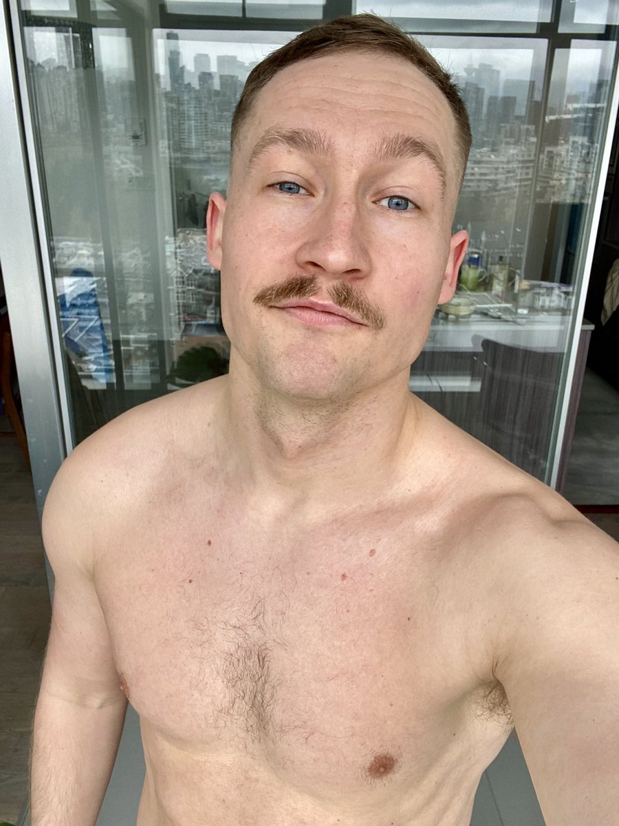 onthelukeout's tweet photo. Haircut day https://t.co/syC68y4Vcj