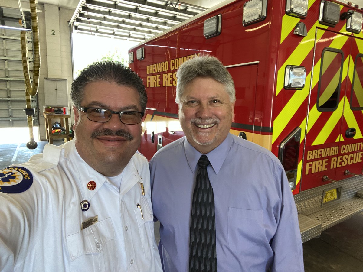 EMSOfficer's tweet image. No better way to end the week! Recognizing some of our department&apos;s EMS champions &amp;amp; our law enforcement partners for the successful resuscitation of a cardiac arrest victim. Did I mention the survivor was in attendance as well? Job well done! #ItTakesAVillage #BCFREMS #HPCPR #EMS