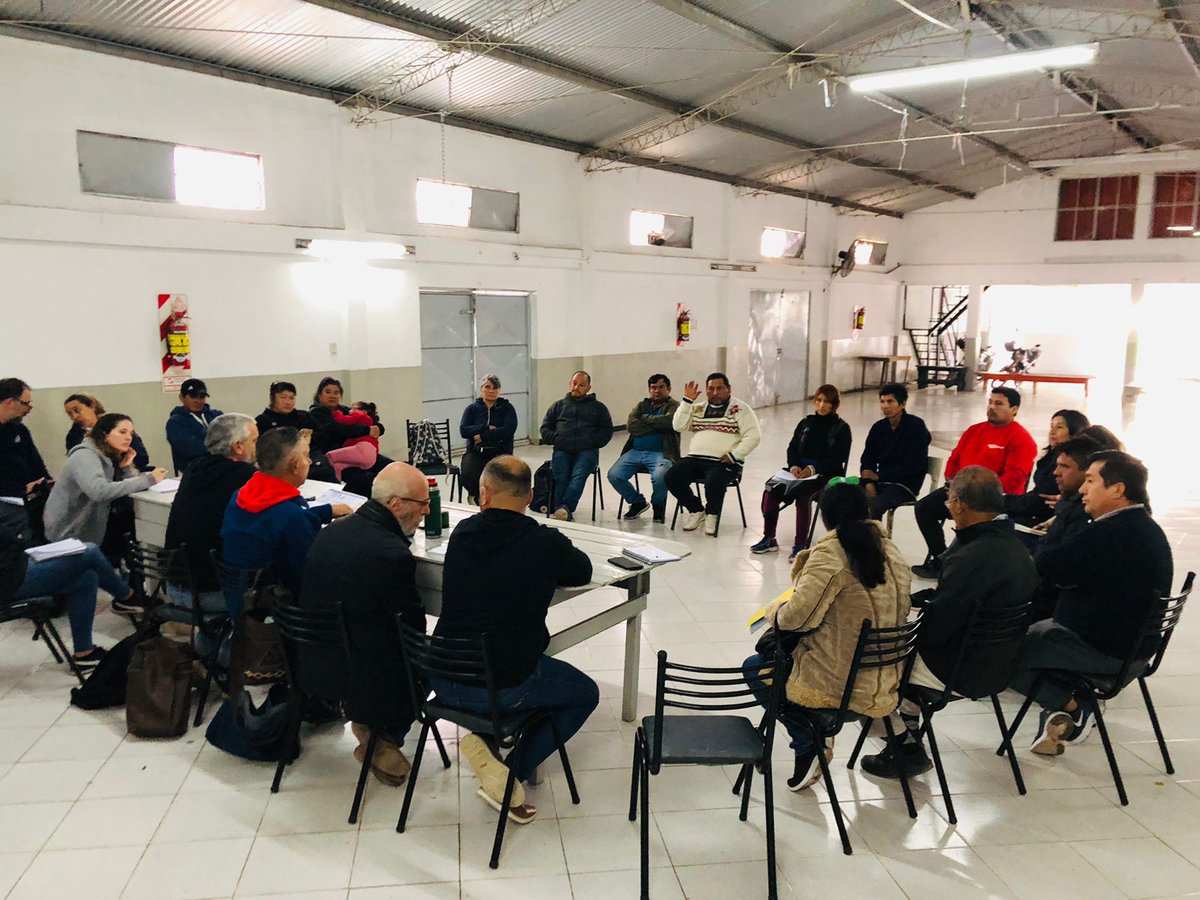 FDGaldos's tweet image. Nuevamente tuvimos la reunion mensual de #MesaAgraria #ElPato 
Seguimos avanzando en el proyecto #CAV y #GranjaExperimental 

@MuniBerazategui @AgrarioPBA  @AgriculturaAR  @MDSNacion
