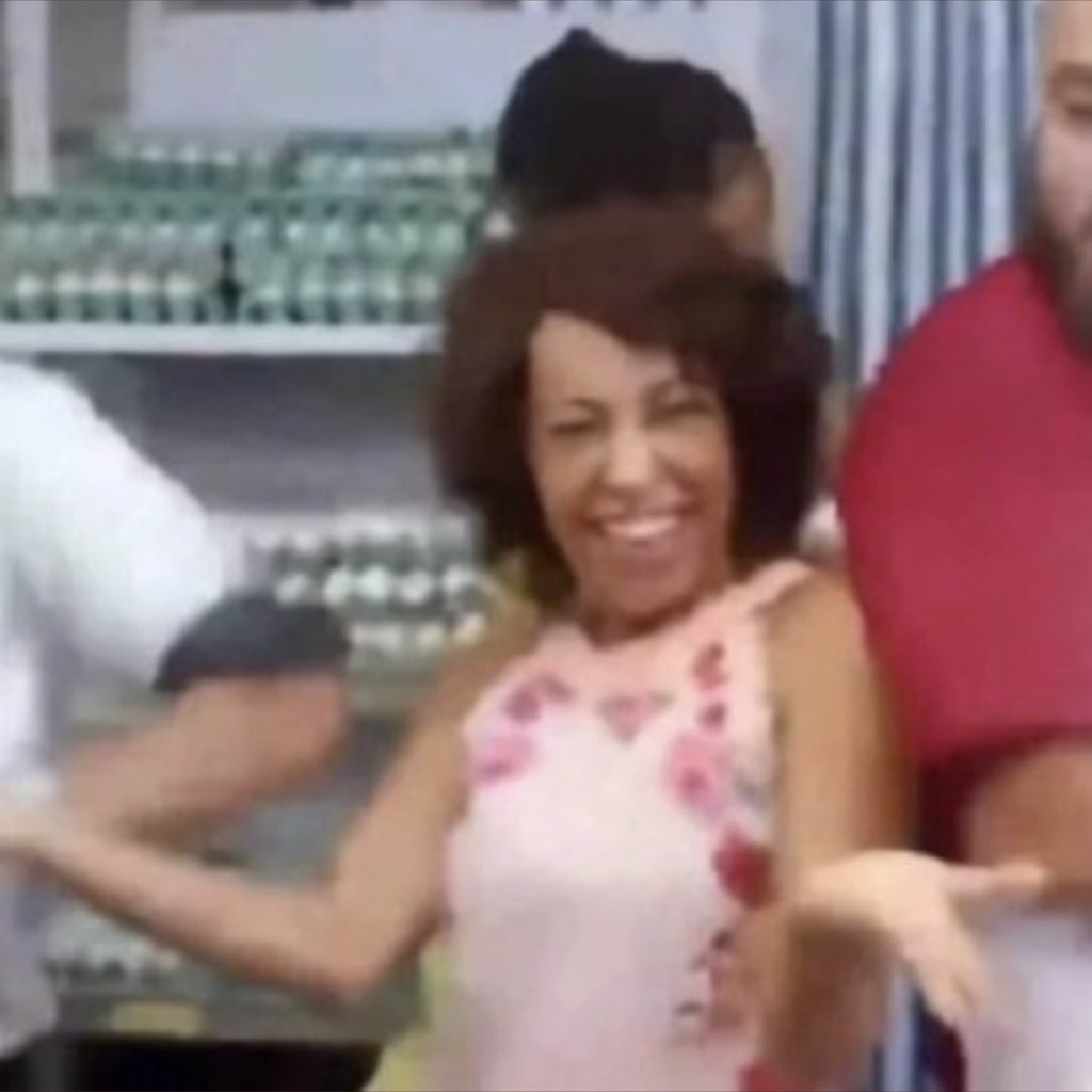 Controle Y tweet media