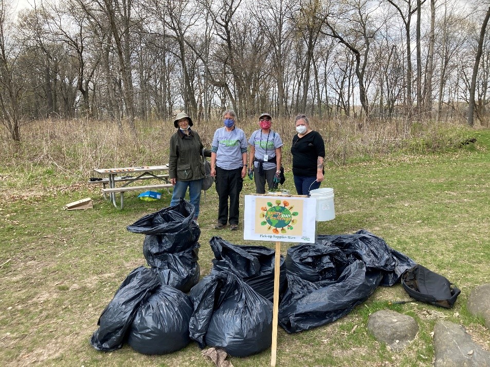 CityofMadison's tweet photo. Tomorrow is #EarthDay, and there are many ways to get involved! Volunteer to help clean @madisonparkswi as part of the #EarthDayChallenge, attend a birding outing with @madisonlibrary, or read about the city's Sustainability & Resilience Program. https://t.co/eLmu80ZUCg https://t.co/SBcx3YCQp5