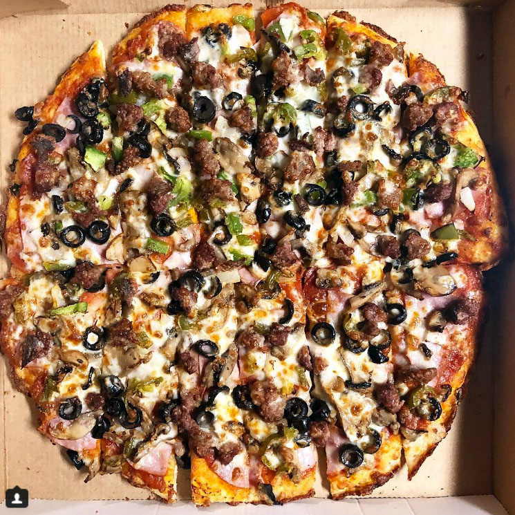 JohnnysPH's tweet photo. Sweep Dreaming!  😍 #johnnysph #johnnyspizza #sweepthekitchen #pizza

Photo by spoonfulofsb https://t.co/AFN1S6AKa1