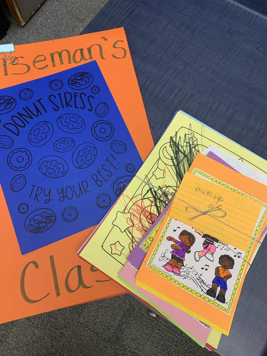 I was so excited to pass out these super cute letters from our lower grades to our upper grades in order to encourage them and boost them up for the Milestones ! So proud of our school community 💕 <a href="/Comptoncubs/">Compton Elementary</a> #MakeAnImpact <a href="/PrincipalLair/">Beth Lair</a> <a href="/ACLittle23/">Amber Little</a>