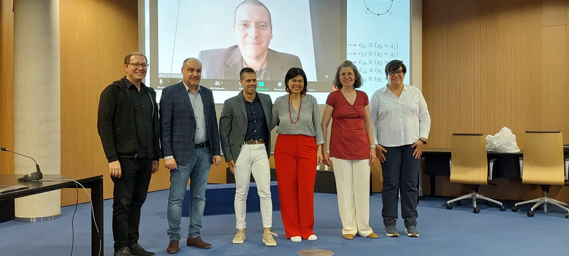 apeirofilica's tweet photo. Really excited to be part of @RamirezSelomit Ph.D. viva @IFICorpuscular. I learned a lot about #LoopTreeDualities from her and her group. I look forward to many more awsome results from Selo. https://t.co/NMjJRvC630