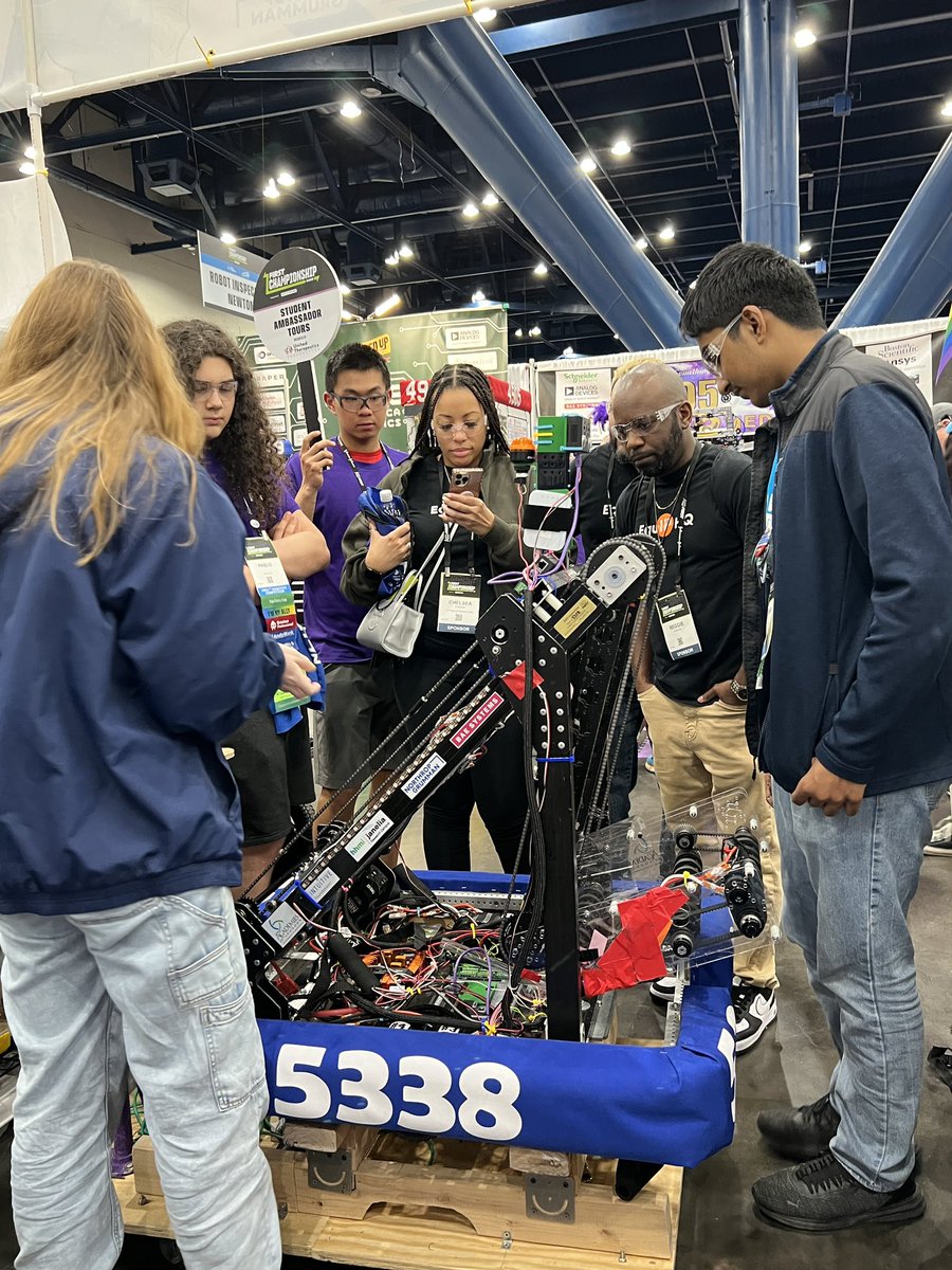 Members of <a href="/LCPS_Academies/">Academies of Loudoun</a> RoboLoCo mechanical sub-team give a tour of our robot “Raptor Rivets” to <a href="/uspto/">USPTO</a> at #FIRSTChamp #FIRSTChesapeake #FIRST #robotics #STEM #omgrobots #FRC #chargedup #powerplay #firstenergize