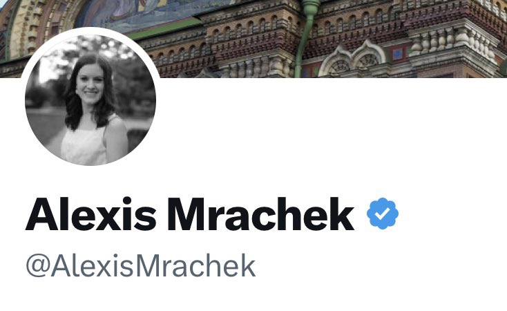 AlexisMrachek's tweet photo. A day late but noticed my blue check mark finally got removed. Will miss ya old pal, badge that I earned. #LegacyCheckmark https://t.co/LyIoGN1lWM
