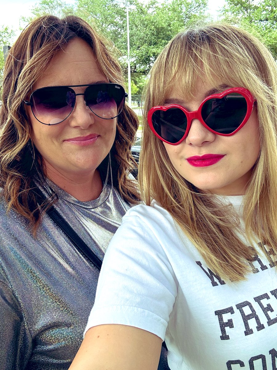 maddgracie's tweet photo. my mom (like one of the only moms who dressed up, slay) and I are in line for #TSTheErasTour #TSErasTourHouston @taylornation13 are you ready for it? 🖤❤️ https://t.co/dxgMza5soP