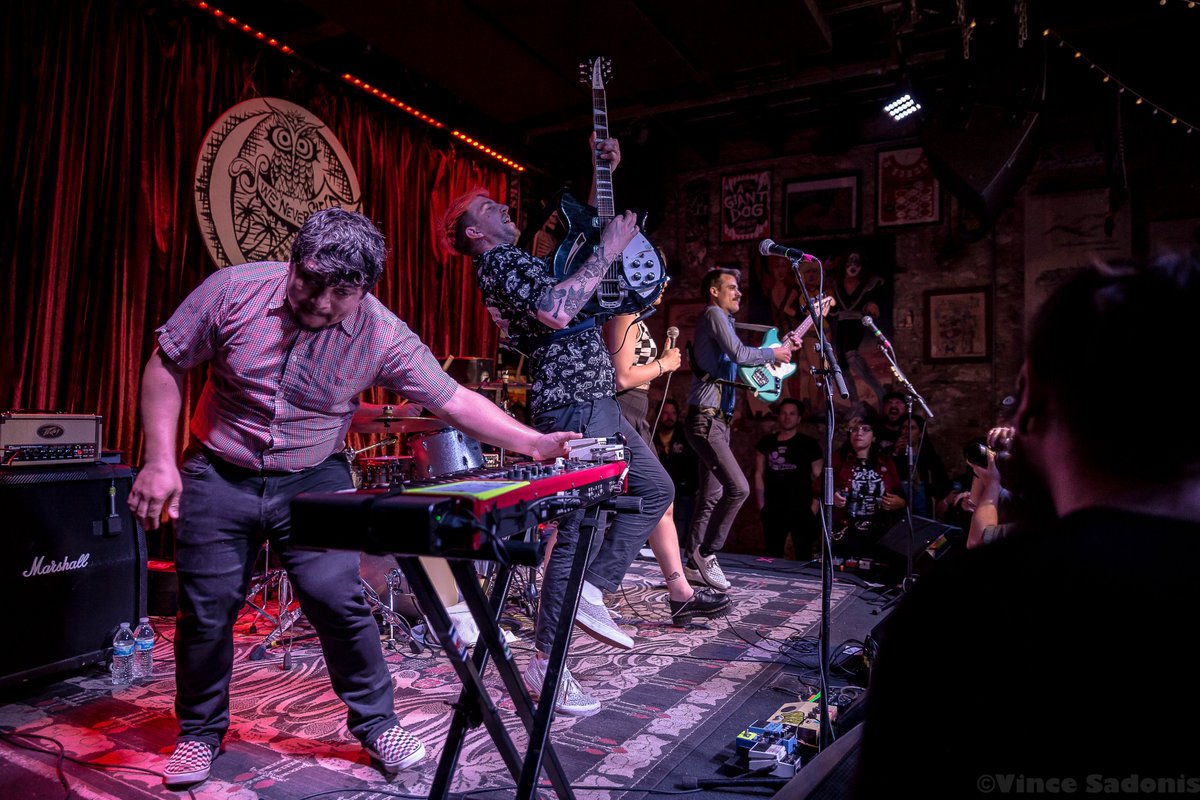 FavSightsSounds's tweet photo. Feels like it should be more, but this was my 7th time photographing @catbiteband and they are still the greatest. Full gallery now up from the @BadTimeRec tour at @3LinksDeepEllum here: https://t.co/AtZkpLAVFO
#catbiteband #badtimerecords #ska #photography #concertphotography https://t.co/UOcZDC6CV0