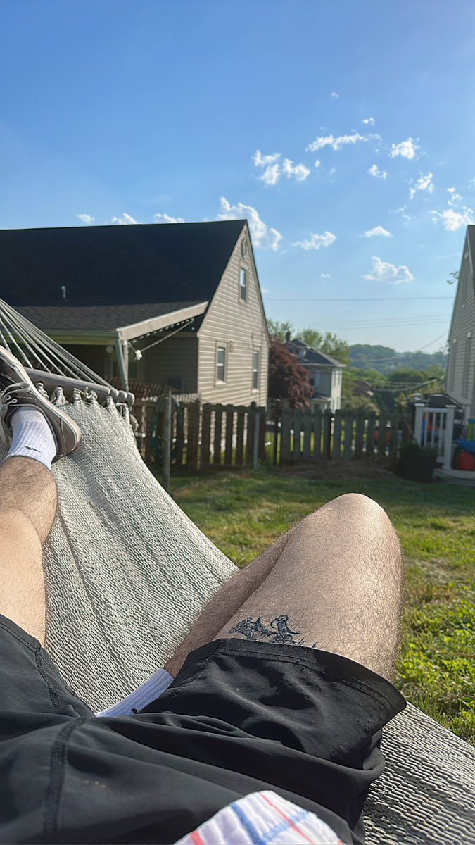 permabttm's tweet photo. just for a second, it all felt simple, i’m already missing it 🌤️ https://t.co/zZBSolPMiG