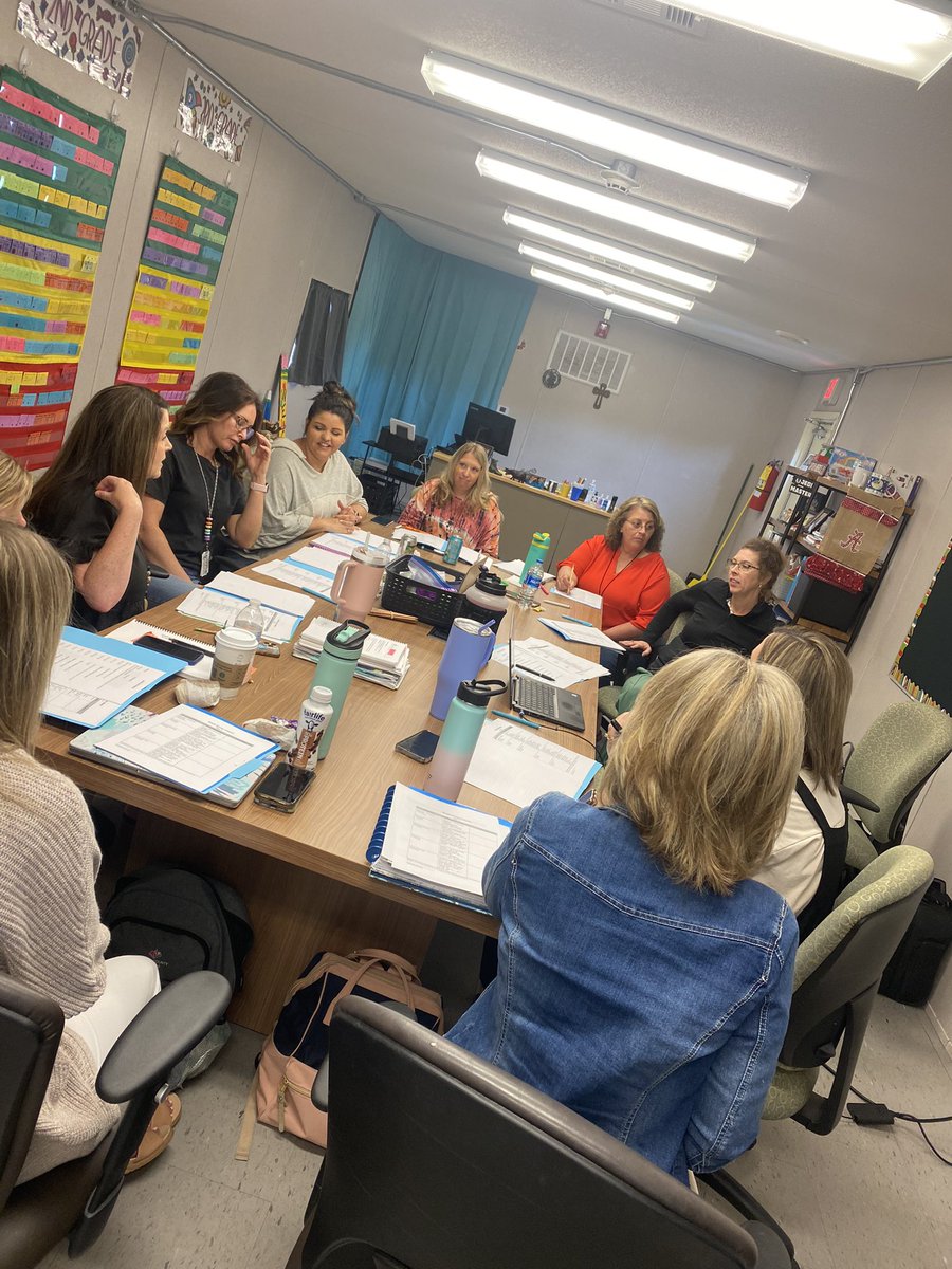 ginatjones1's tweet photo. Crossville Elem Kinder Lesson Study…high expectations + scaffolding/support + planning for LOTS of practice opportunities = SUCCESS for all Ss!!!! @DeKalbCoSchools @Alabama_Reading @AlabamaAchieves https://t.co/8UBaLybnEt