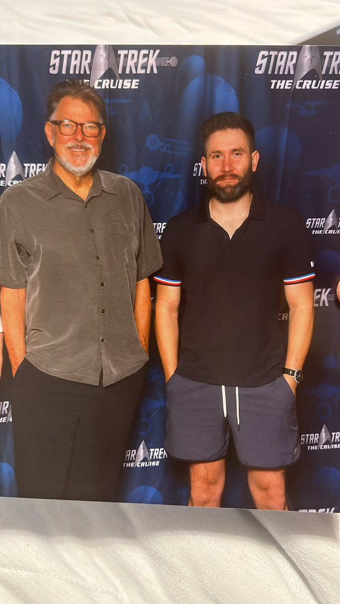 jaredallman's tweet photo. @StarTrekOnPPlus Jared Allman ? Am I bridge crew material ? https://t.co/s9ae7ZaOIx
