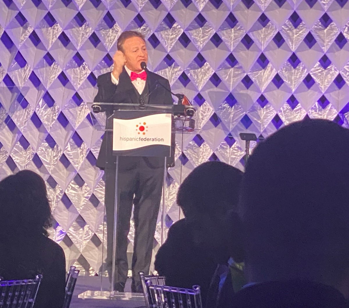 kobham's tweet photo. Thank you @HispanicFed for the Corporation of the Year Award. @TMobile's proud to partner w/ you to advance the Latino community, especially in Puerto Rico (PR). @TMobile was the 1st to launch 5G in PR. Now, we have the best 5G network in PR. @ClintEOdom @DiazSoffer @DanLeary111 https://t.co/IFHxpVMwla