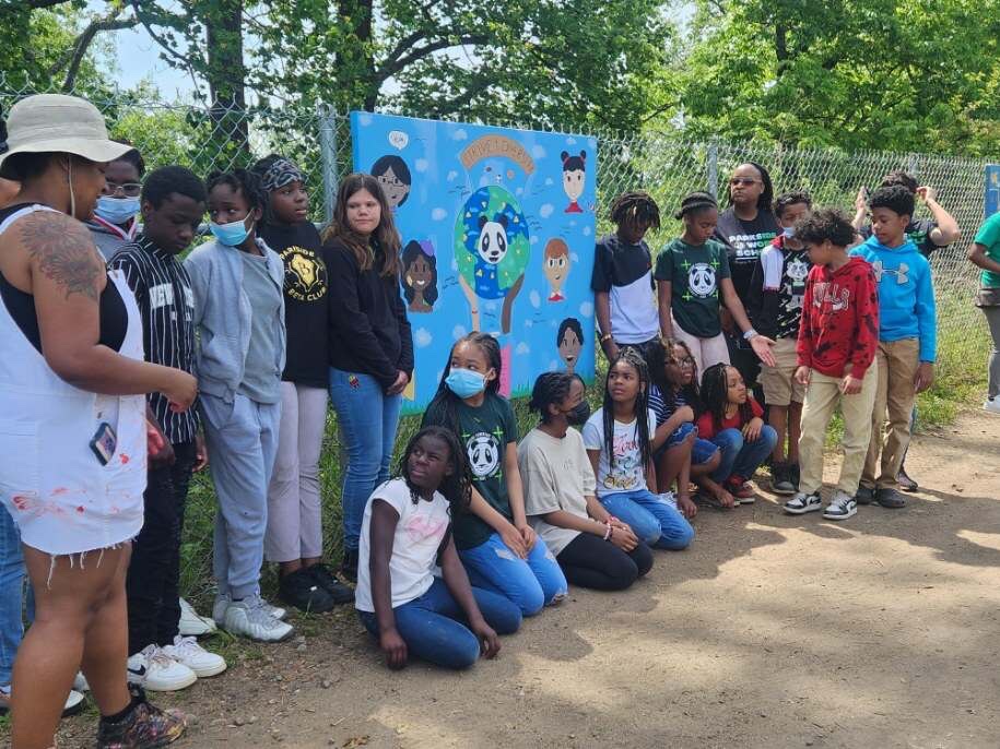 PandaLitCoach's tweet photo. Round of applause ππΎ for a job well done to the @parksideaps πΌ 5th grade students, teachers, @ParksideIB π@AyshaPennerman π¨@ayana_weekes ποΈ & Thank you @AtlantaBeltLine for the partnership! @principalfoster @drkalag @DrLisaHerring #PandaCommUNITY https://t.co/rztZkQ3ToK
