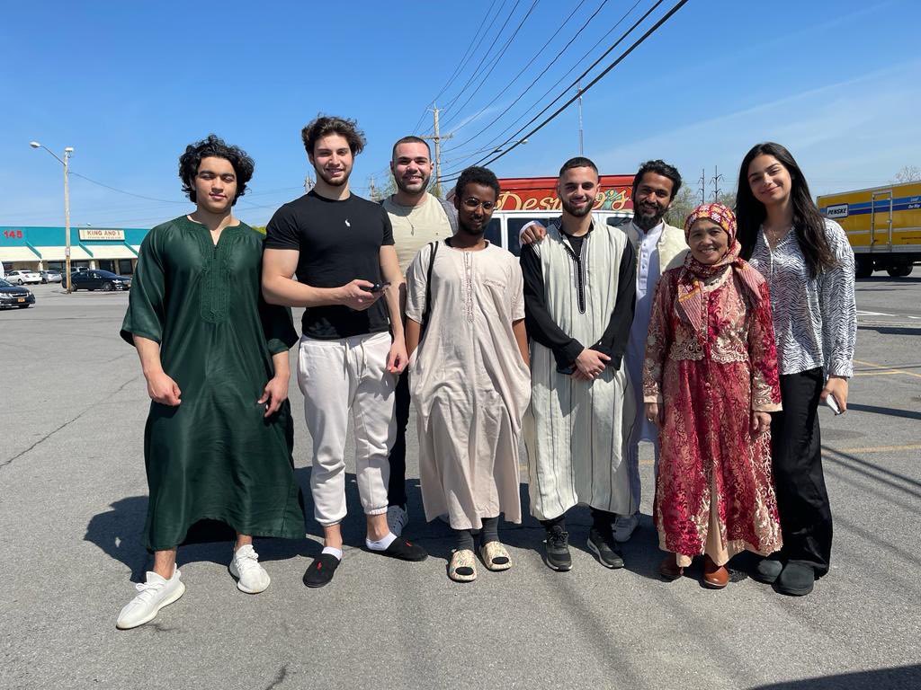 Etin Anwar tweet media