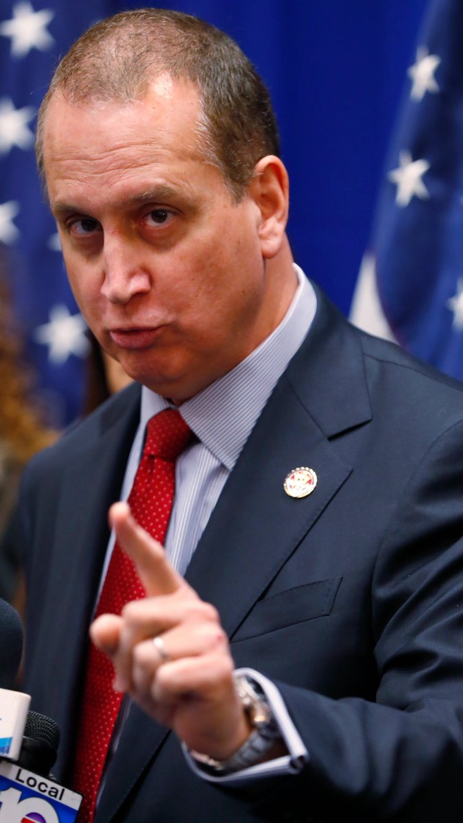 #ATENCIÓN Duro golpe al Gobierno Petro tras gira por EEUU:

"No permitiré que dólares de los contribuyentes de Estados Unidos respalden a un gobierno en Colombia que sostenga al régimen de Maduro"
-Congresista Mario Diaz-Balart <a href="/MarioDB/">Mario Díaz-Balart</a>

Malas noticias para🇨🇴
¿Qué opinas de esto?