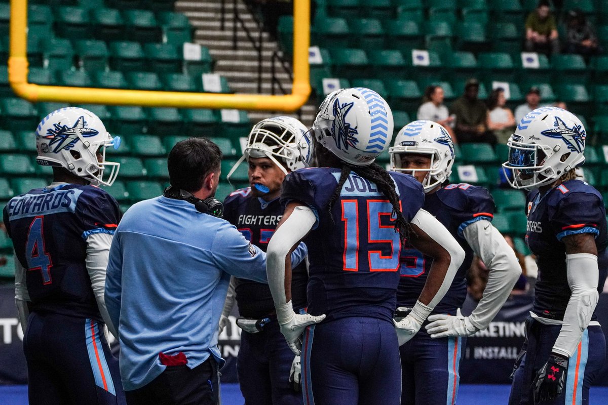 FriscoFighters's tweet photo. The undefeated Frisco Fighters take on the Arizona Rattlers at home Saturday night @ComericaCenter 

Game Preview and how to watch: https://t.co/E42zWpz8yY https://t.co/AgiUGcxY1I