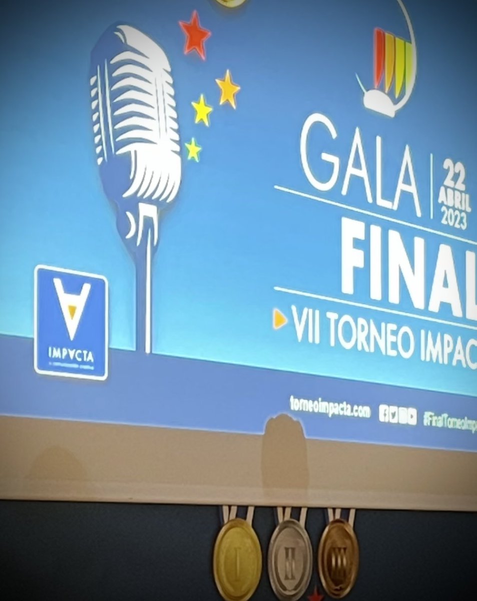 TorneoIMPACTA's tweet photo. 😱Ya no queda nada para la Gala Final del VII TORNEO IMPACTA. 

Ya montados los decorados, recibidos los premios hechas las pruebas de luz, sonido… sólo faltáis los finalistas que lleváis todo el curso trabajando duro para llegar hasta aquí. 

En 12.00 horas ¡EMPEZAMOS! https://t.co/4jgk0r6oeo