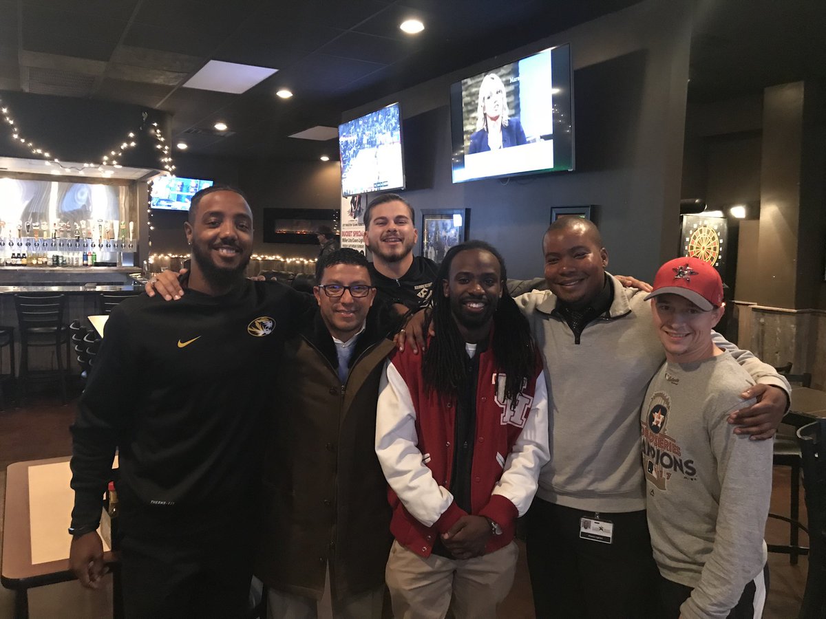 BrooksideHoops's tweet photo. This is a BIG ONE! One of our guys will be teaching students how to run fast, turn left, and jump! Congratulations @CoachAlexander6 on your new position at Clear Springs High School! 🖤💛 https://t.co/RmDL0yHEtM