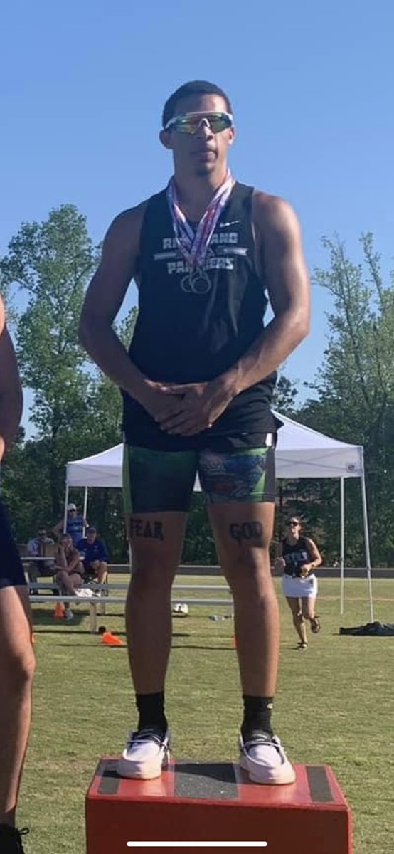 Ridgeland T & F (@ridgelandtf) on Twitter photo Senior <a href="/DarrianBurks/">Darrian_Burks</a> Is a 4 time Regional Champ! 100m✅ (leading GA. 3A) 200m✅ 4by100m✅ 4by200m✅ #trackandfield #Sprints #100m #200m #Relays #Speed <a href="/RHSPantherAth/">Ridgeland Panther Athletics</a> <a href="/CoachBridges10/">D. Bridges</a> <a href="/LMonty33/">Lisa Montgomery</a> Senior <a href="/DarrianBurks/">Darrian_Burks</a> Is a 4 time Regional Champ! 100m✅ (leading GA. 3A) 200m✅ 4by100m✅ 4by200m✅ #trackandfield #Sprints #100m #200m #Relays #Speed <a href="/RHSPantherAth/">Ridgeland Panther Athletics</a> <a href="/CoachBridges10/">D. Bridges</a> <a href="/LMonty33/">Lisa Montgomery</a>