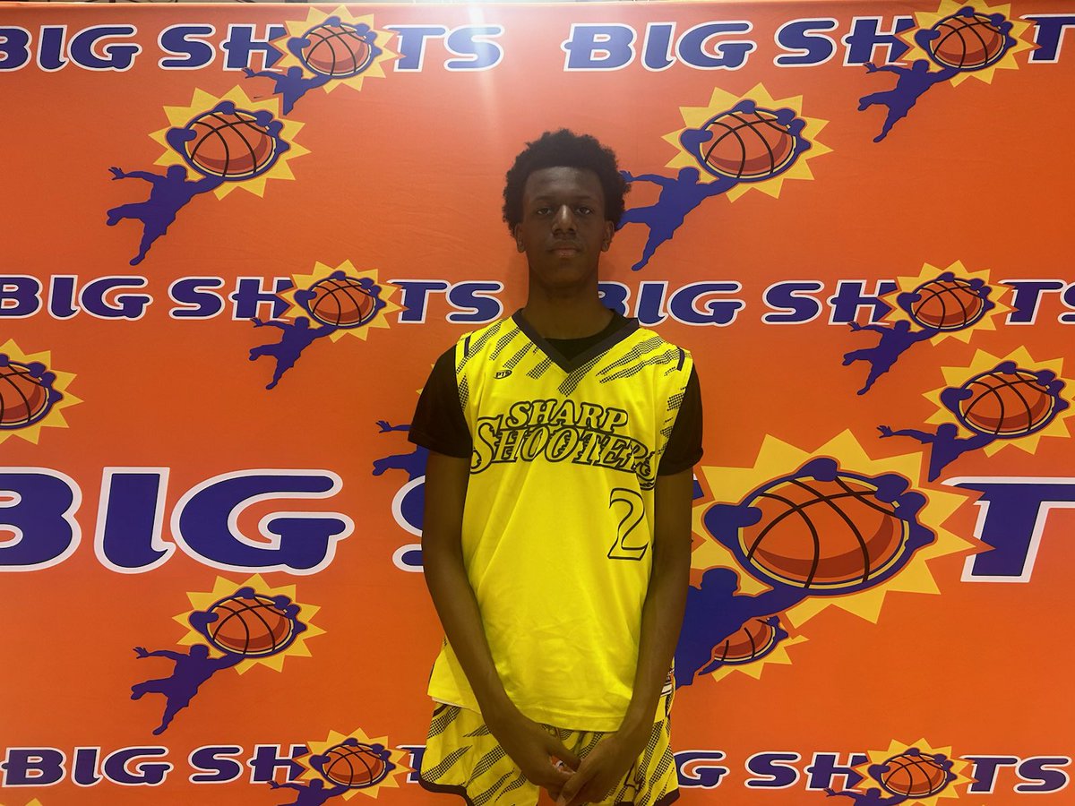 BigShotsGlobal's tweet photo. #BIGSHOTS #CarolinaLive

17U Boys 

SharpShooters Big Shots 74
#2 Damien Jackson 20 *
#4 Stephon Gaddy   20 *
ACE SD Elite 40 https://t.co/ZsDzbTPFEq