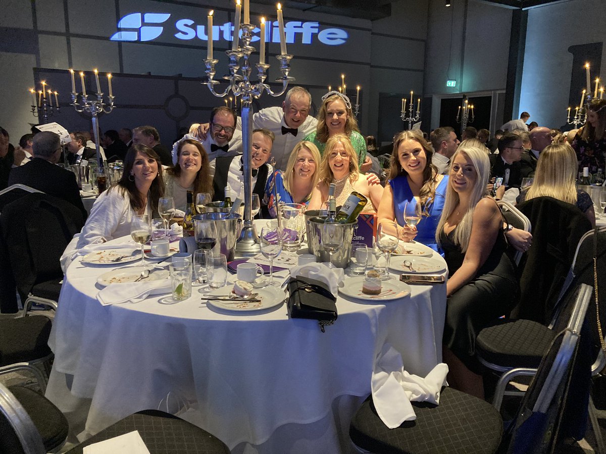 EmmaR_MS_NW's tweet photo. Brilliant night at the @Sutcliffe_1985 #sutcliffespringball tonight, raising so much money for the @LivHospitals @LUHFTCharity. What an amazing evening! Full of love and laughs and support ❤️ https://t.co/Gm9BO53Gmj