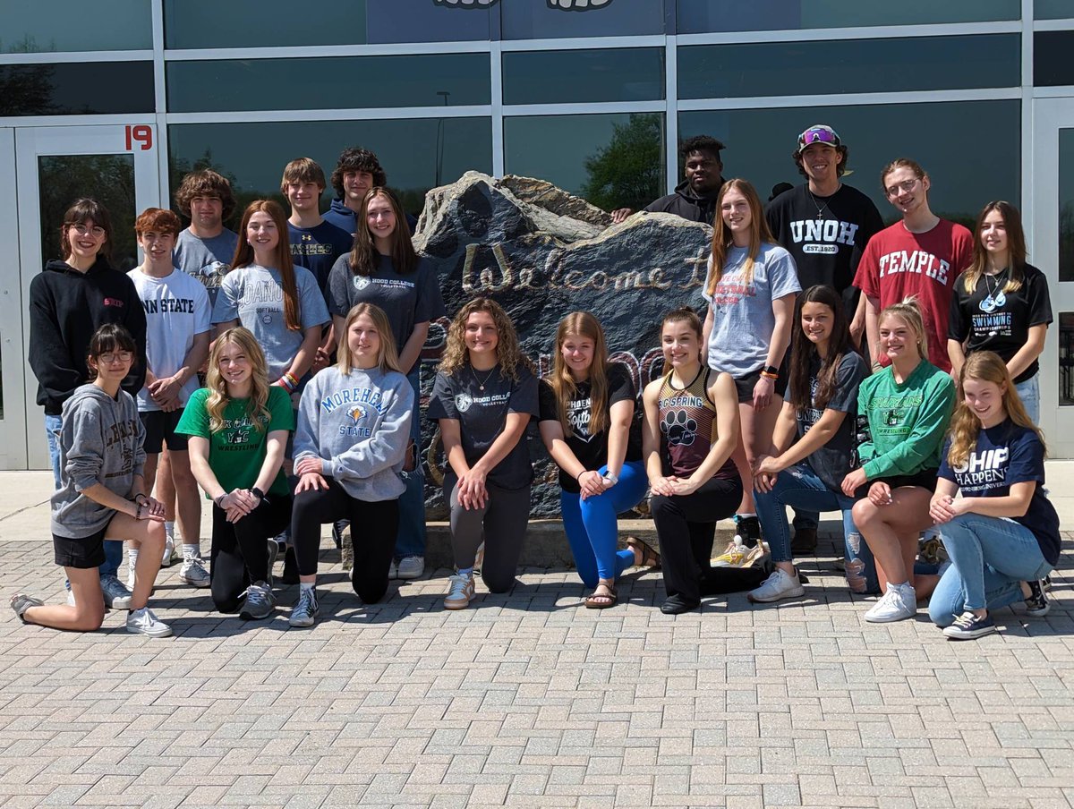 BulldogsBig's tweet photo. Today we celebrated our 21 seniors who have committed to continue their athletic, marching band, and dance careers in college!  We can't wait to see the great things you'll do!  #EverAlwaysStrong https://t.co/p6PWeRePMw
