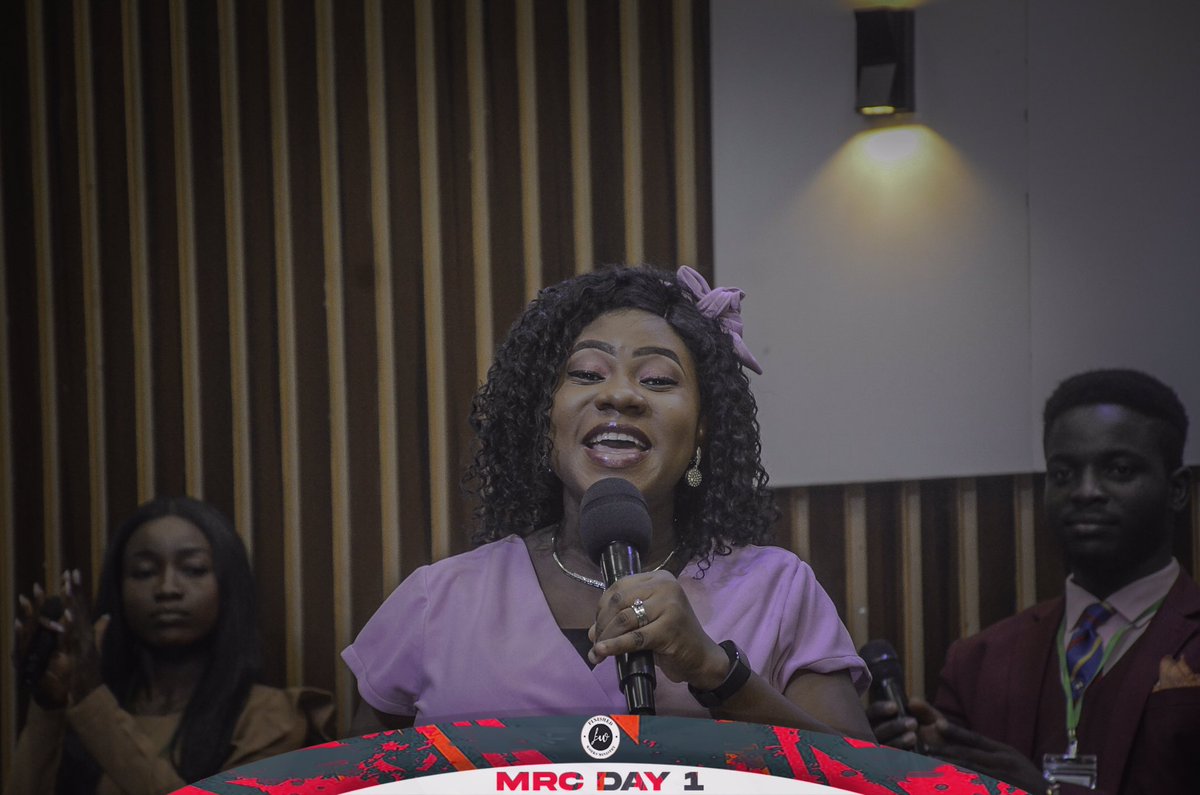favoured_dami's tweet photo. As a minister, there is always a time attached to everything God has called you to do.
An understanding of the times is an understanding that life is in seasons.
#MRC23 #PastorFunmiOjoSaid #UnderstandingTheTimes #newrealitycc @pstfunmiojo https://t.co/ls5GhNMaeZ