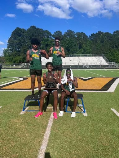 🌟Regional Qualifier🌟
EC-4X400
<a href="/Jaden_Thib/">Jaden Thibodeaux</a> <a href="/jacoby_perrault/">coby🤫😈</a> <a href="/c7rbyn_/">Corbyn Moore</a> Rodney Fontenot
⚡️3:29.39⚡️