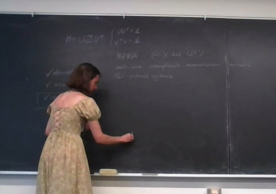 It's never a bad day to talk about tensor networks or admire the blooming California flowers 🏵️🌼 thank you to my UCSB friends for inviting me