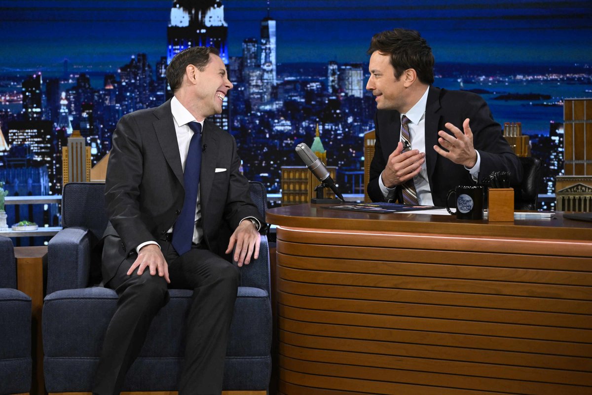 I had such a great time on @fallontonight! Also, that tie becomes even more blue on tv. I look like a tall child laughing on that couch. So much fun sharing new material with you. I’m loving the shows out on tour lately. Hope to see you there. @jimmyfallon #fallontonight