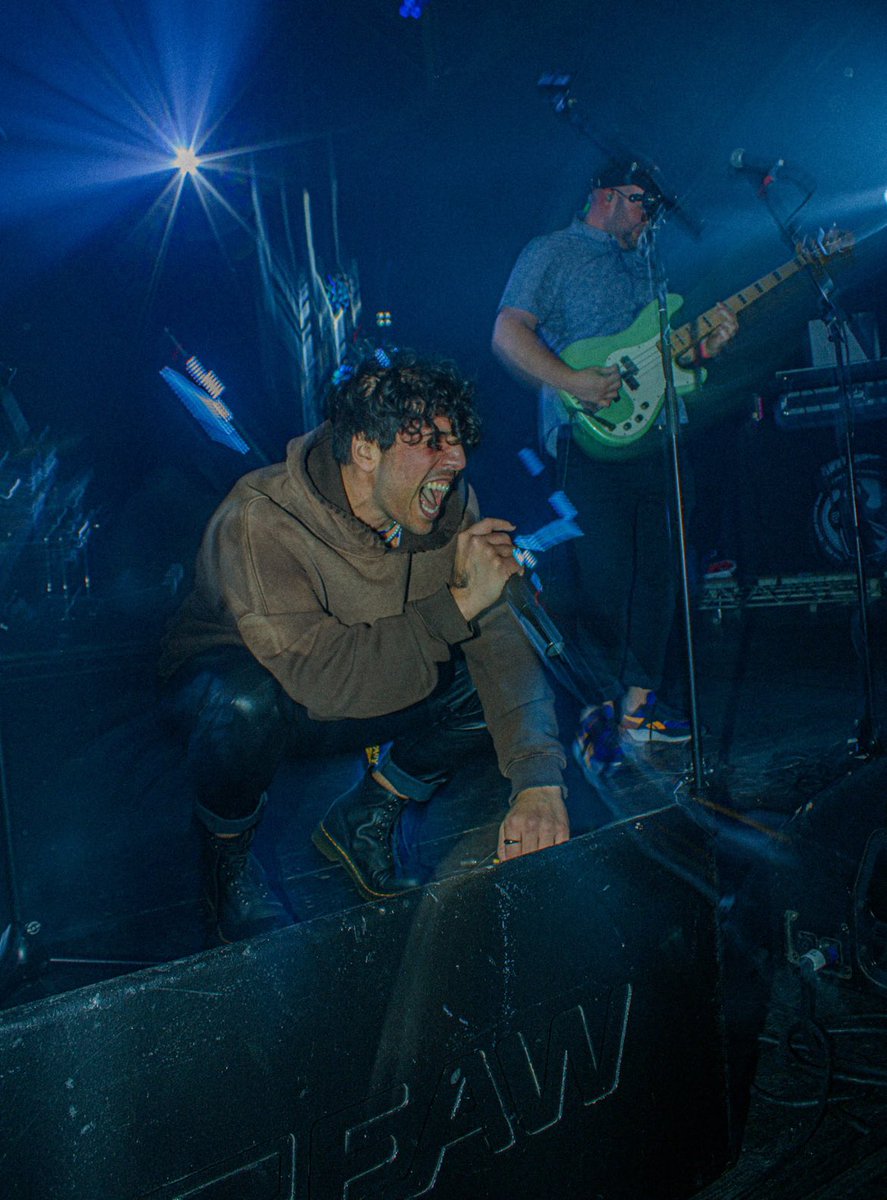 Penguin Productions tweet media