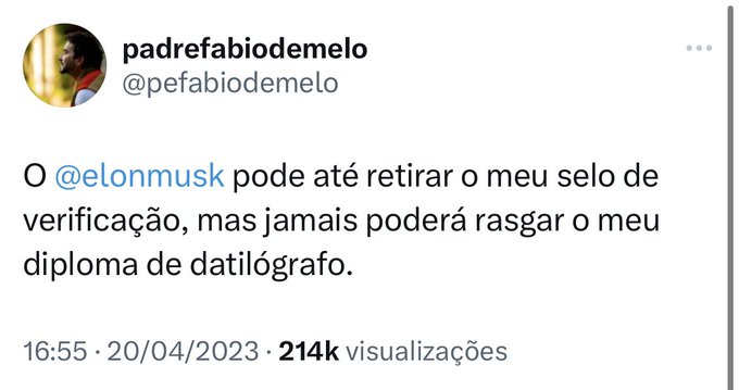 0C0RV0's tweet photo. Pensei que esse Padre tinha perdido o selo quando era coroinha mesmo https://t.co/ktxjhDu1yM