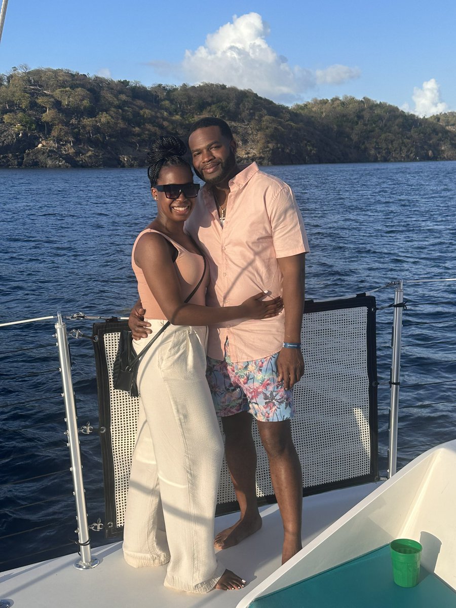 Ash_Bash303's tweet photo. St. Thomas 😍💕🥳 https://t.co/yse0VwlY5B