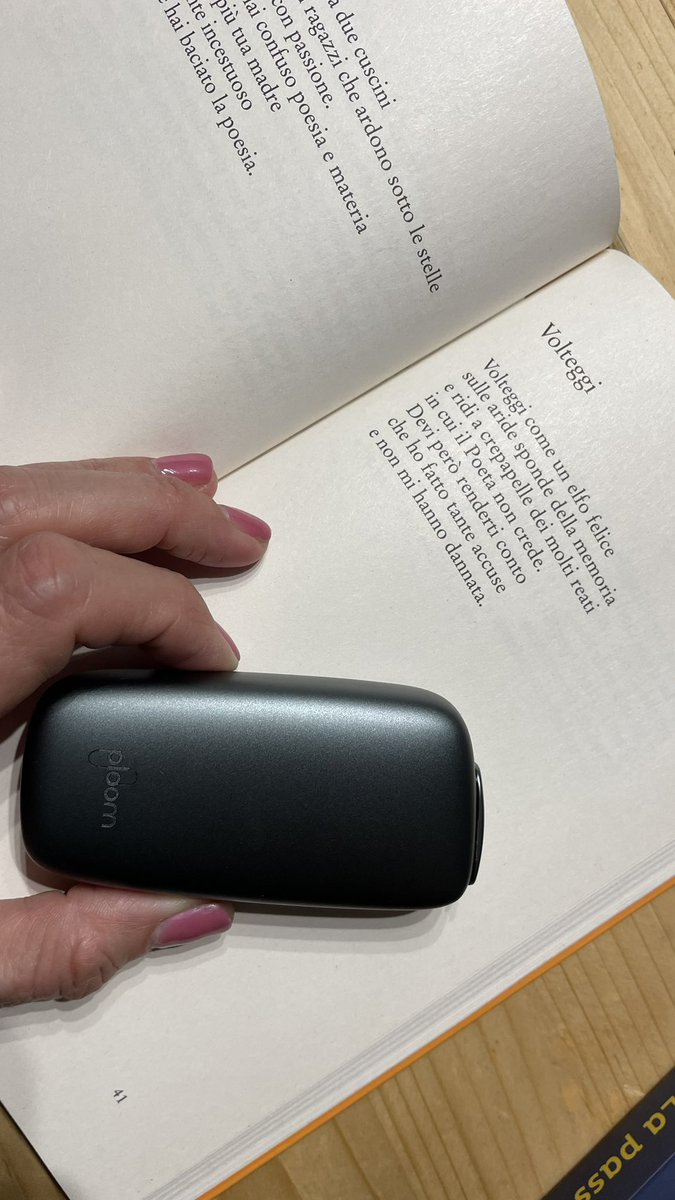 supersimos's tweet photo. In soli 25 secondi dall’accensione regala 5 minuti di tiri illimitati, fino a 20 sessioni consecutive e con un gusto più autentico grazie alla tecnologia HeatFlow. Tutto questo senza fumo, senza cenere, senza odori sgradevoli
PloomX👏🏼👏🏼👏🏼🔝
#5minutiploom #ploom #progettotrnd https://t.co/IBMTV6LYVK