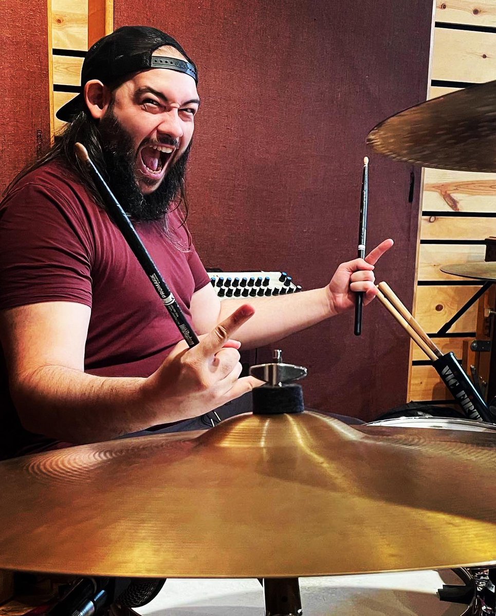 FourTripsAhead's tweet photo. “Why can’t I fight my fears?
They’re all here.”
#ImCalling #RemnantsEP #FTALyrics #StudioDaze #SpinStudios #ReclaimRockMusic #MusicIsLife https://t.co/1pmx10Pa8r