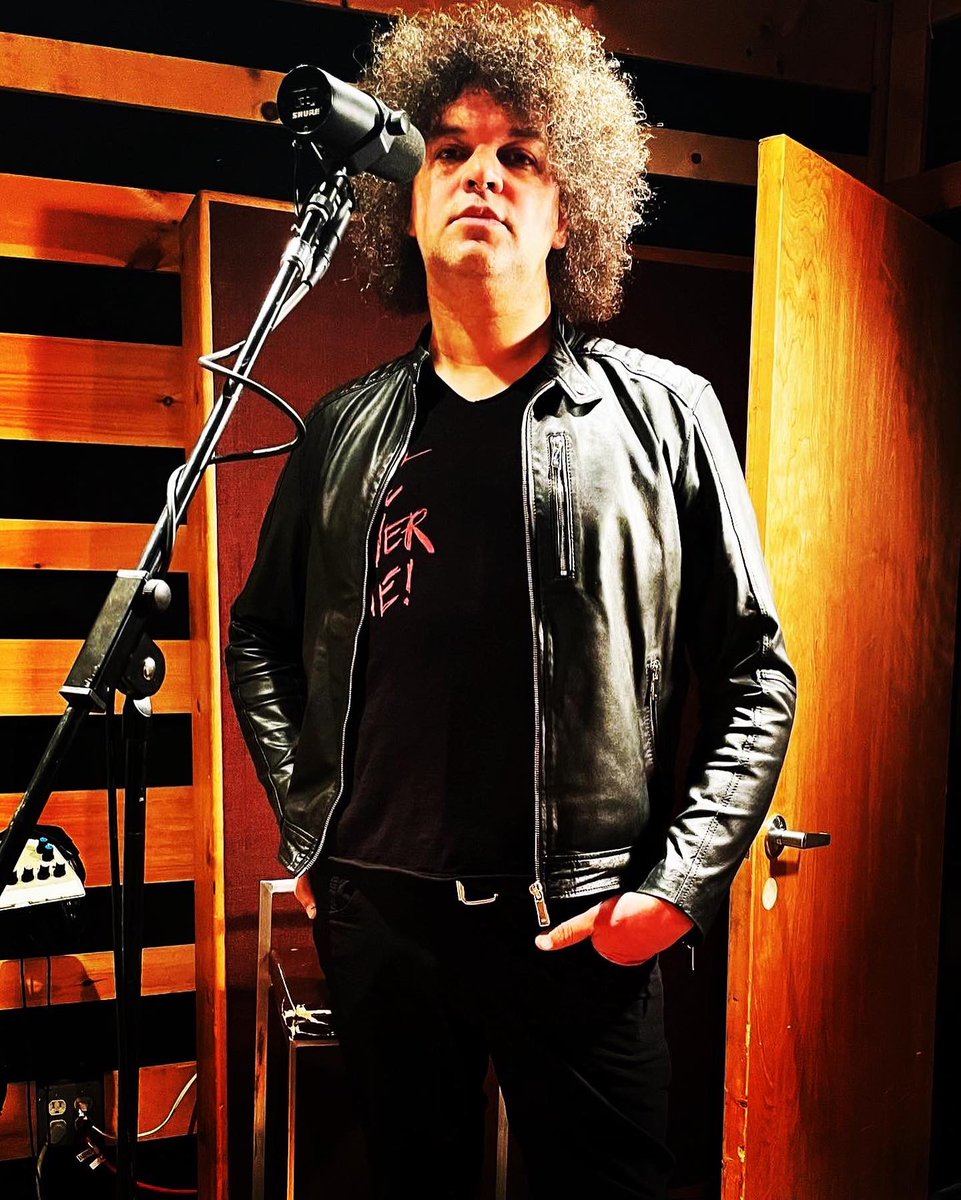 FourTripsAhead's tweet photo. “Why can’t I fight my fears?
They’re all here.”
#ImCalling #RemnantsEP #FTALyrics #StudioDaze #SpinStudios #ReclaimRockMusic #MusicIsLife https://t.co/1pmx10Pa8r