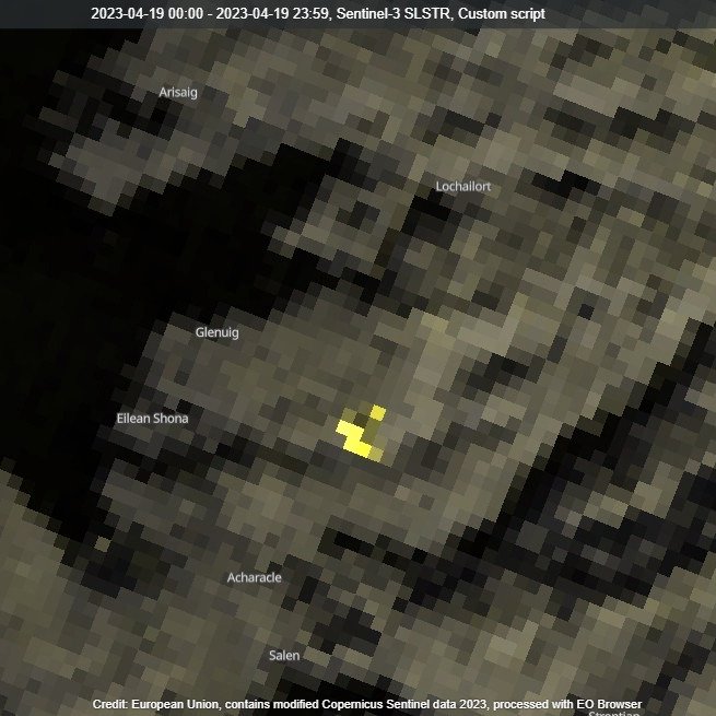 SHS_Space's tweet photo. #wildfire Glenuig.  Evolution of the fire from Sentinel-3 STSTR SWIR from 18-Apr-23 to  21-Apr-23 (clockwise from TL). (Data @sentinel_hub, @ESA_EO, @CopernicusEU) https://t.co/gTCS7iBf5Y