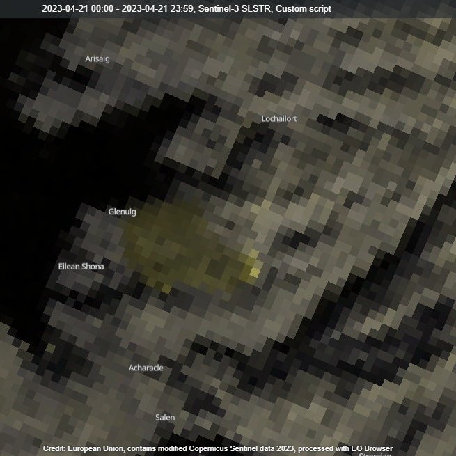 SHS_Space's tweet photo. #wildfire Glenuig.  Evolution of the fire from Sentinel-3 STSTR SWIR from 18-Apr-23 to  21-Apr-23 (clockwise from TL). (Data @sentinel_hub, @ESA_EO, @CopernicusEU) https://t.co/gTCS7iBf5Y