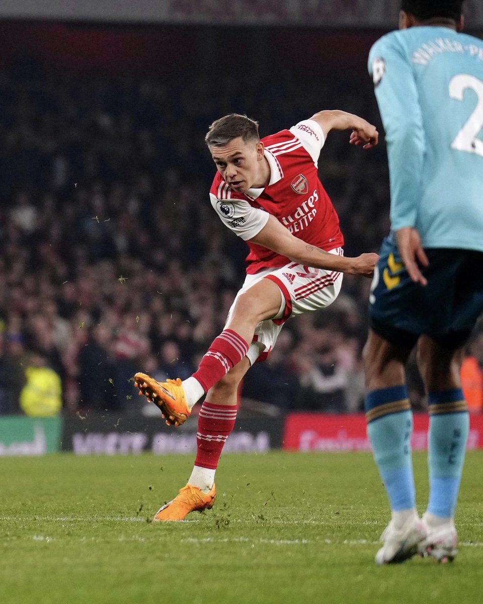 LTrossard's tweet photo. We came close. Frustrating night but we keep fighting. 🔴⚪️ https://t.co/hsgXq2arLd
