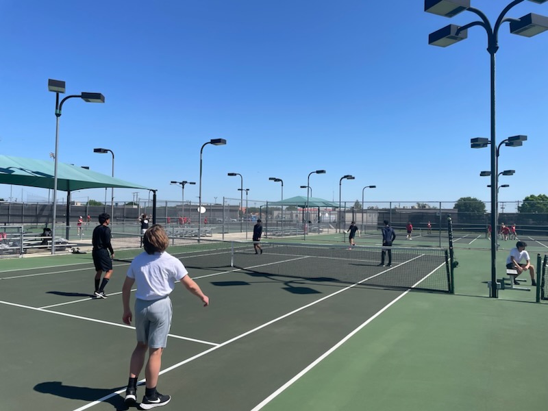 burlmensoccer's tweet photo. Thanks to Coach Godfrey and @BHSTennis00 for allowing a few soccer players on the court for our Friday competition. #CompetitiveCulture https://t.co/Scxtv3oHyk