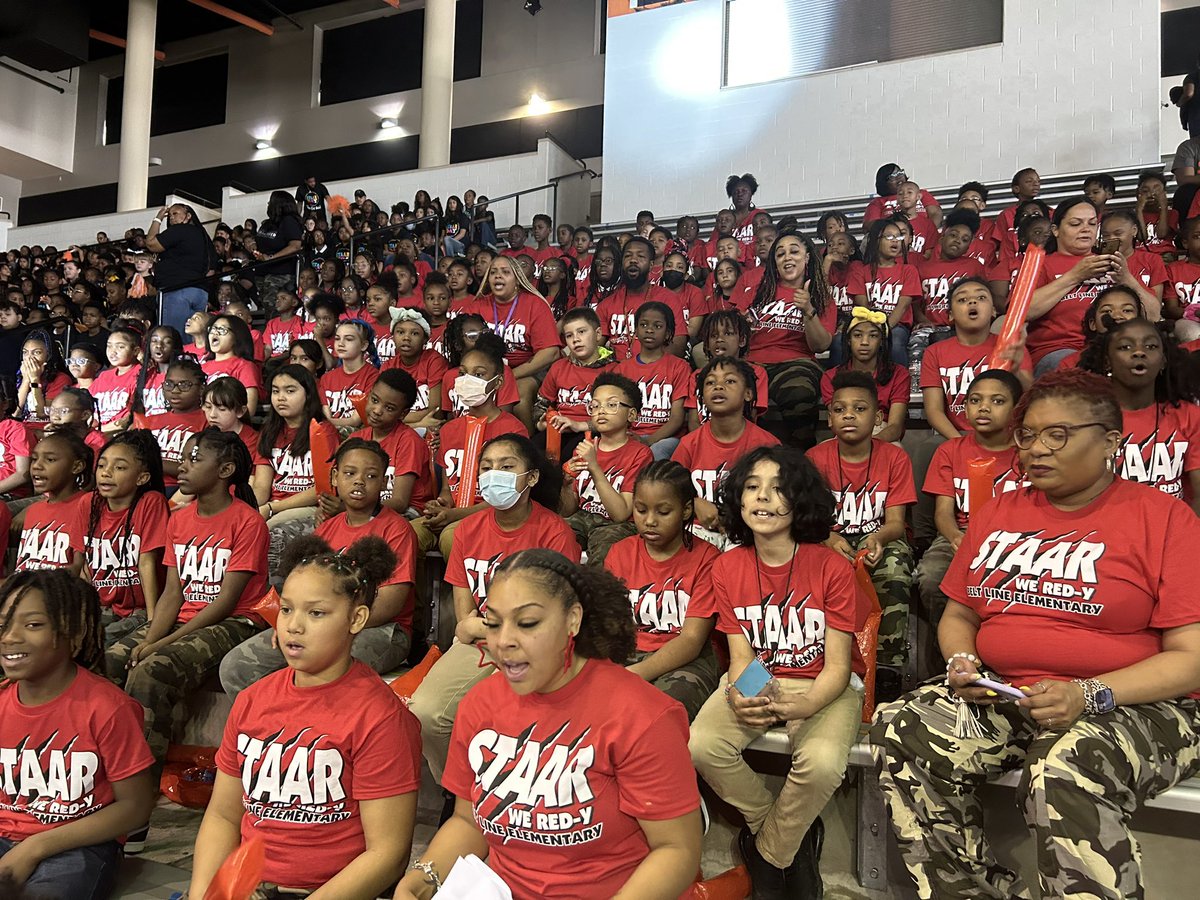 totstevenson's tweet image. Another STAAR Pep Rally is in the books. Our students are RED-y‼️ #itsgrowtime #becausekids @BLELancaster