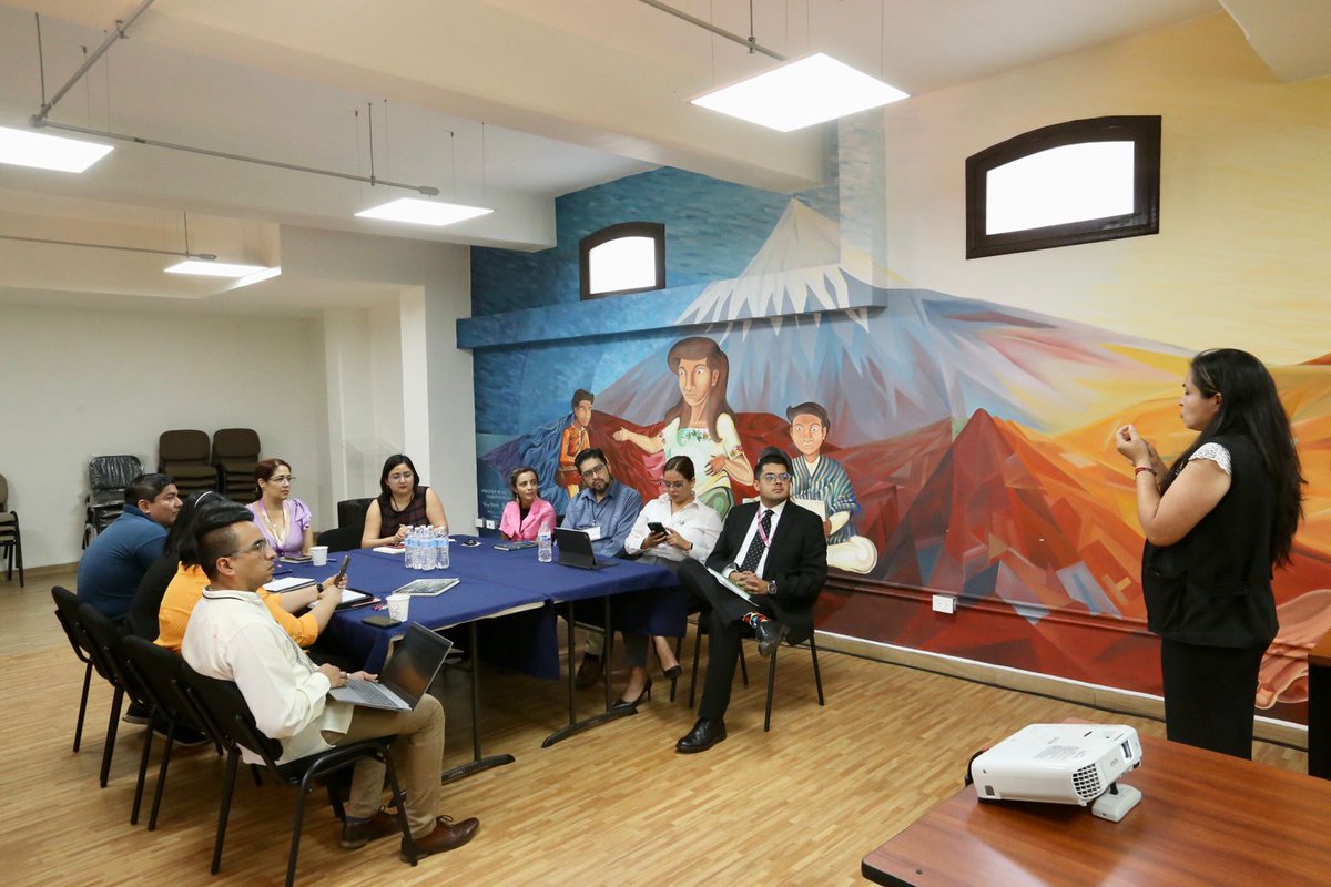 VERIVAI's tweet image. Durante la reunión se les presentó el #SAGA, que tiene como finalidad facilitar la disponibilidad y organización de archivos, así como #INTEGRA2 que ayuda a convertir sus portales institucionales a un formato accesibles para las personas con discapacidad.(2/2)