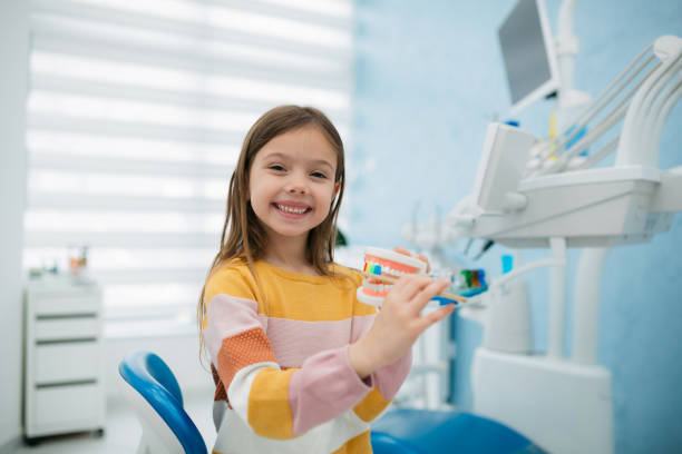 TownCenter4500's tweet photo. Regular dental checkups and fluoride treatments can help keep your child's teeth healthy and strong. Their future smile will be grateful to you! https://t.co/f74WC3SMf5