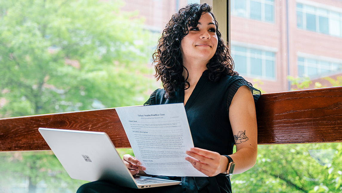 UNCG's tweet photo. UNCG’s Leadership Challenge gives students the opportunity to lead from wherever they are – offering them a chance to grow their leadership skills and give back to the community.

Learn more: https://t.co/7z5AqG5A2i
#UNCGWay @UNCG_OLCE https://t.co/WL3nb75PB1
