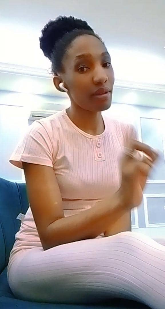 PrincessBeibe's tweet photo. You can hurt 🤕 me today and I will still help you tomorrow.
Mh heart 💓 heart is bigger than my body and my blessings don't come from anyone.
They come from Allah.
#LaPrincess
#SoulHealer https://t.co/A0xYEpraL7