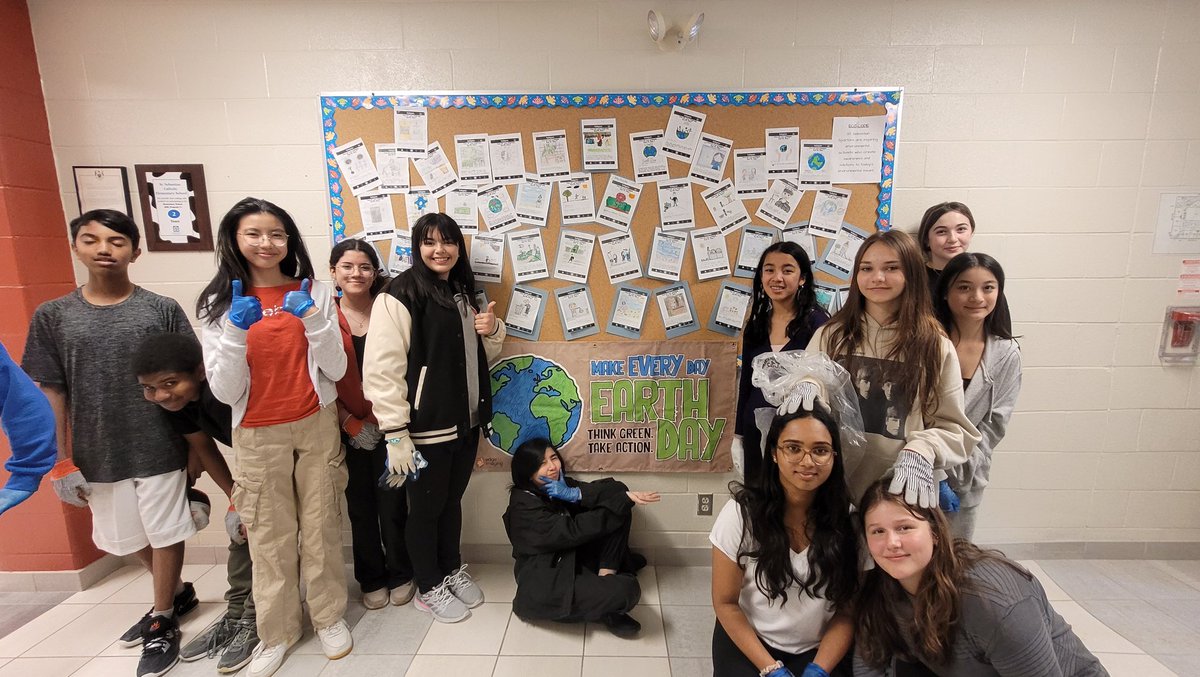 mrs_kitney's tweet image. Celebrating Earth Day @SebastianDPCDSB . Insta-posts and school clean-up! #grade8 #Classof2023