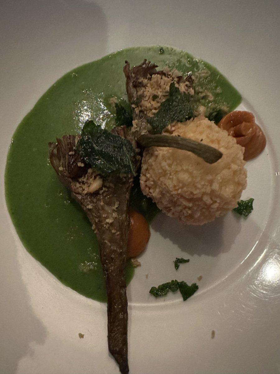 Well, thank you <a href="/clodaghmckenna/">Clodagh McKenna</a> - my friend kindly recommended <a href="/paradisocork/">Paradiso</a> &amp; told us it’s Ireland’s finest vegetarian restaurant … she’s not wrong! Here are just a few of the incredible courses we’ve been treated to tonight - along with the most charming &amp; amusing service!
