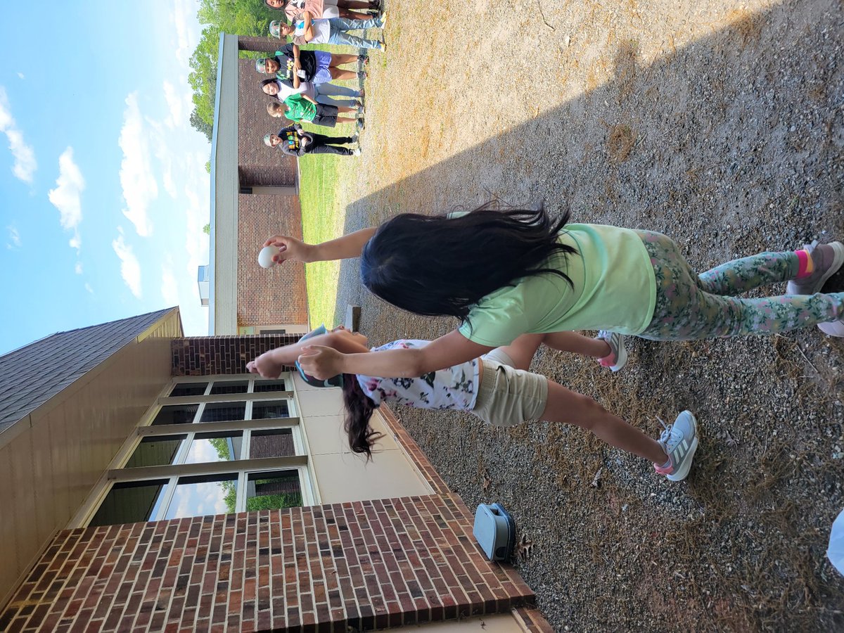 Emily Bryan tweet media